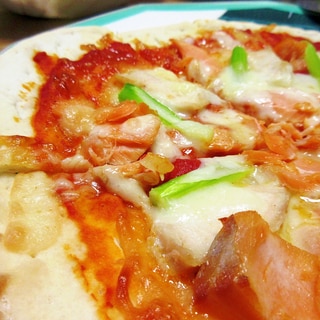 鮭のピザ